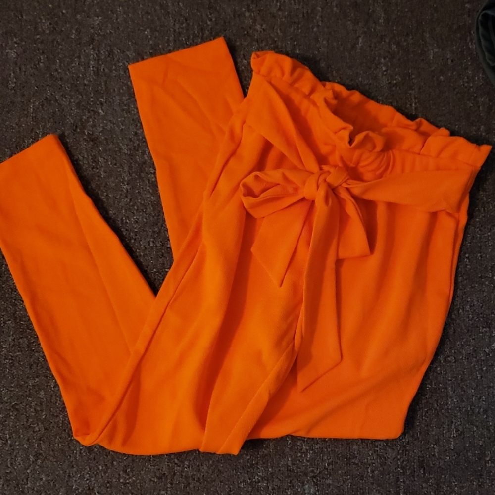 Ruffle waist orange pants